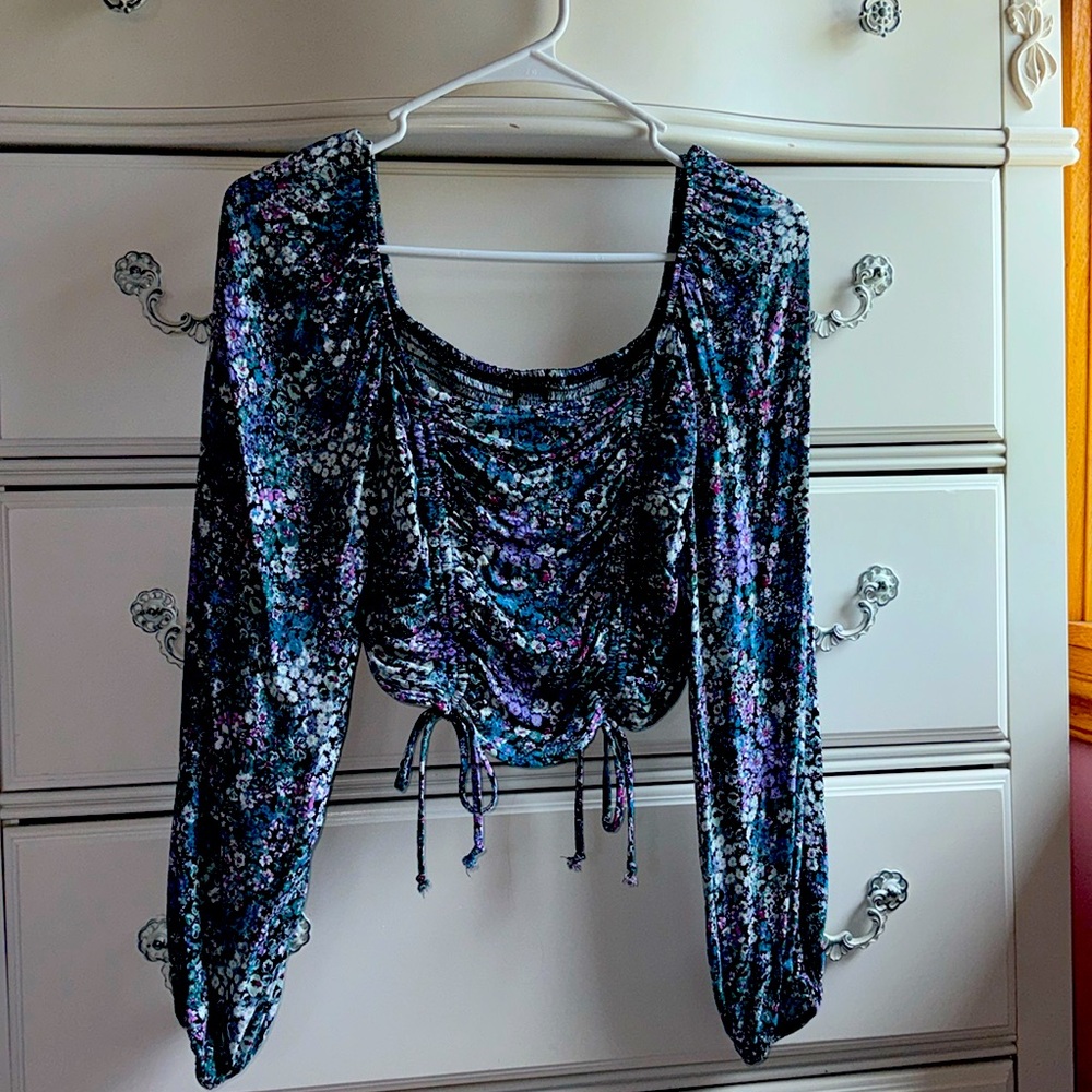 Wild Fable, small top